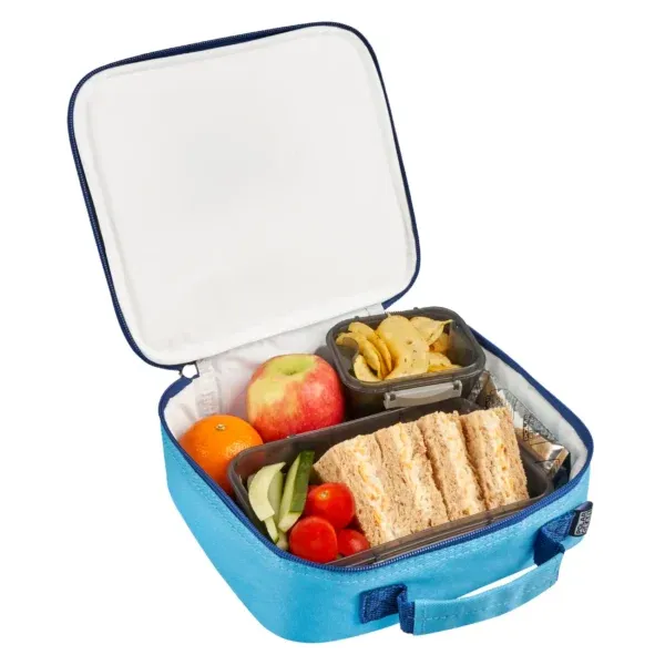 plenty of room to keep your kids lunch